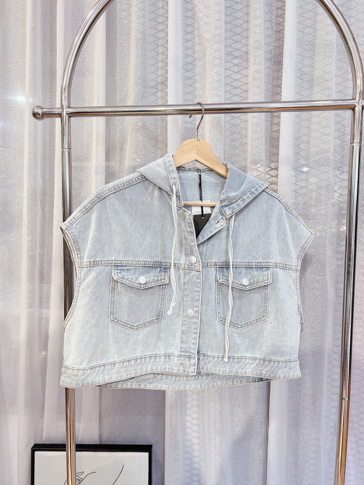 b21fa303-ee03-4914-91ed-eb6faf1fdd5f