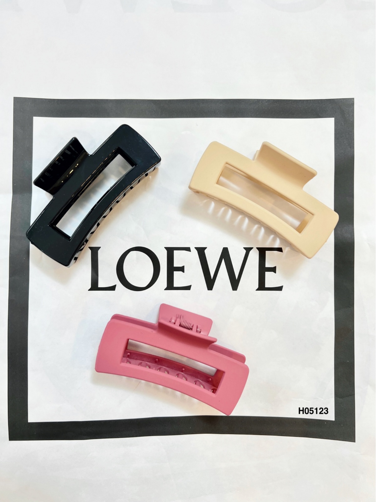 db12aa58-7147-4075-8e2d-cc7000e6471f