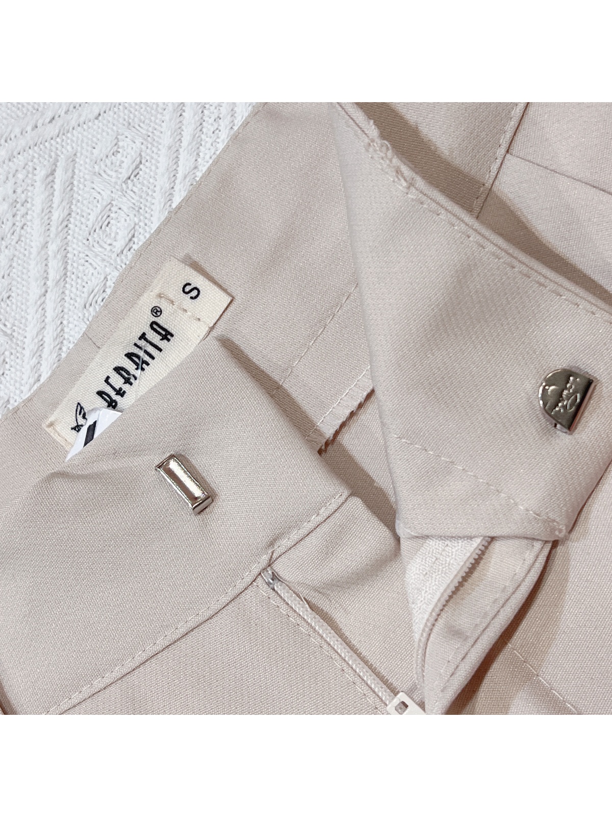 dc41bb3e-89d2-4287-af80-1326cfd8e590